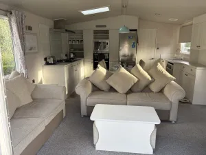 PRESCELI 7 KILN PARK - DOG FRIENDLY at Kiln Park Holiday Park, Tenby