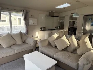 PRESCELI 7 KILN PARK - DOG FRIENDLY at Kiln Park Holiday Park, Tenby