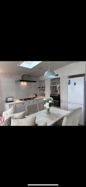 PRESCELI 7 KILN PARK - DOG FRIENDLY at Kiln Park Holiday Park, Tenby