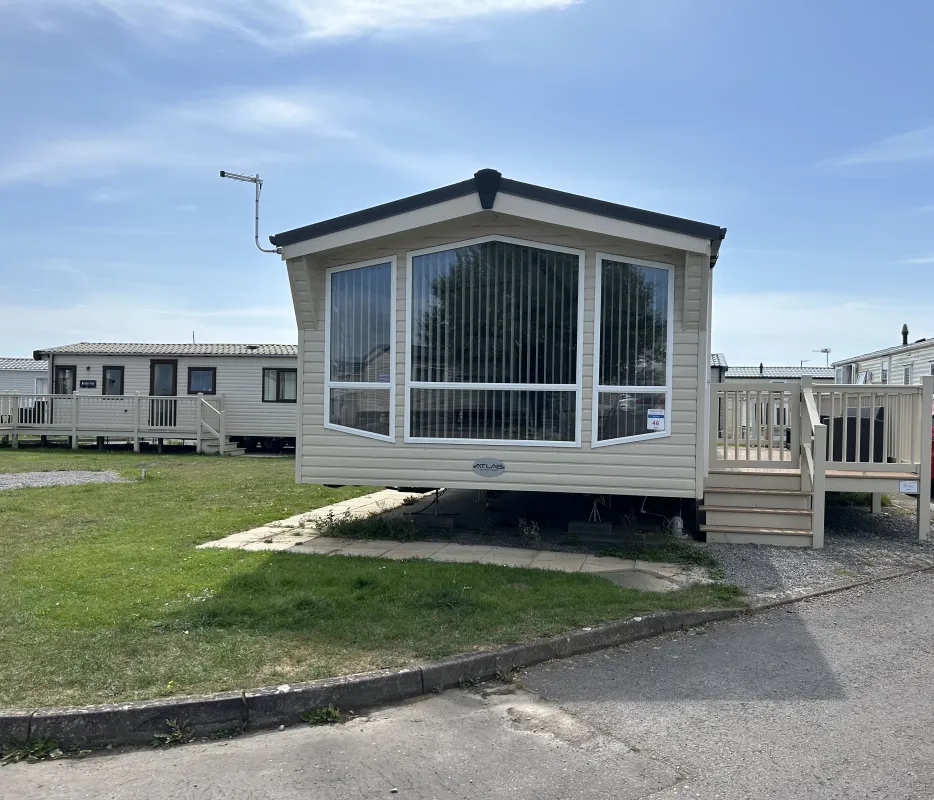 POPLARS 46 TRECCO BAY - DOG FRIENDLY