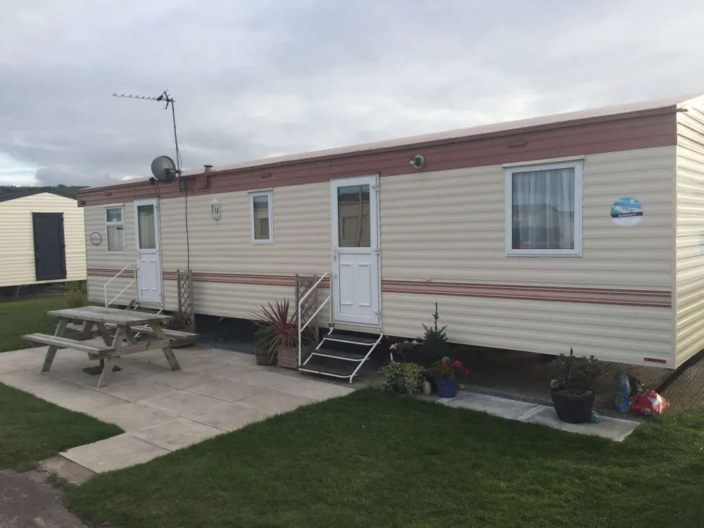 Presthaven - 2 Double Bedrooms, 1 Twin