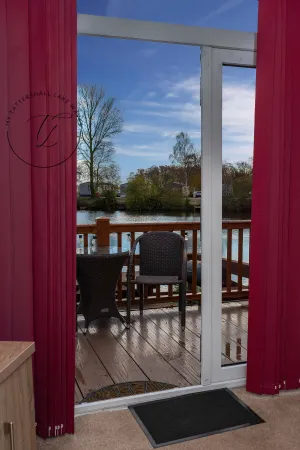 Rudd Lake Hot Tub and Fishing Peg at Tattershall Lakes Country Park, Lincoln