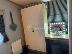 Lakeside Rudd Lake at Tattershall Lakes Country Park, Lincoln