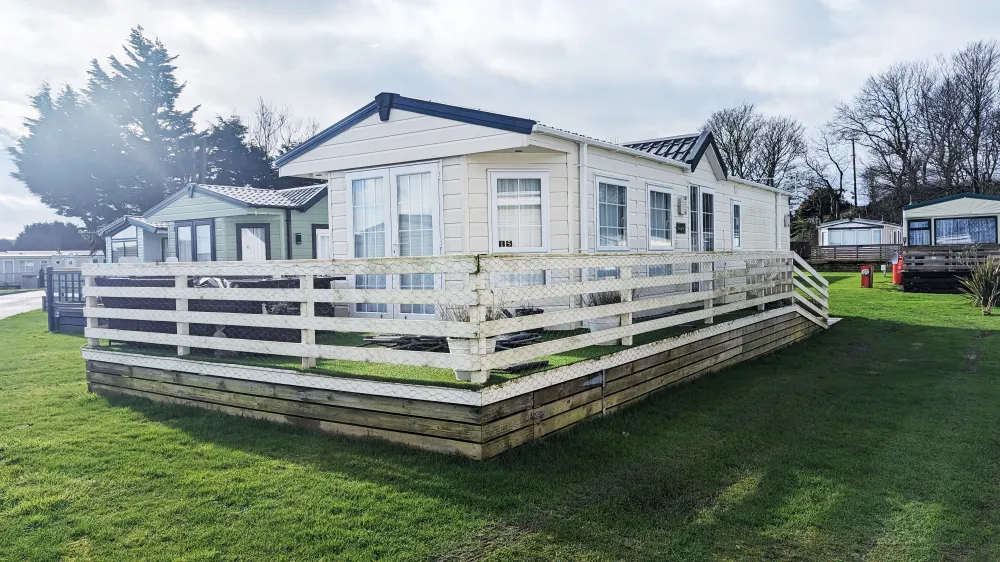 Bonnie Butterfly, 15 Central Park