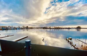Isla’s Lakeside Retreat at Tattershall Lakes Country Park, Lincoln